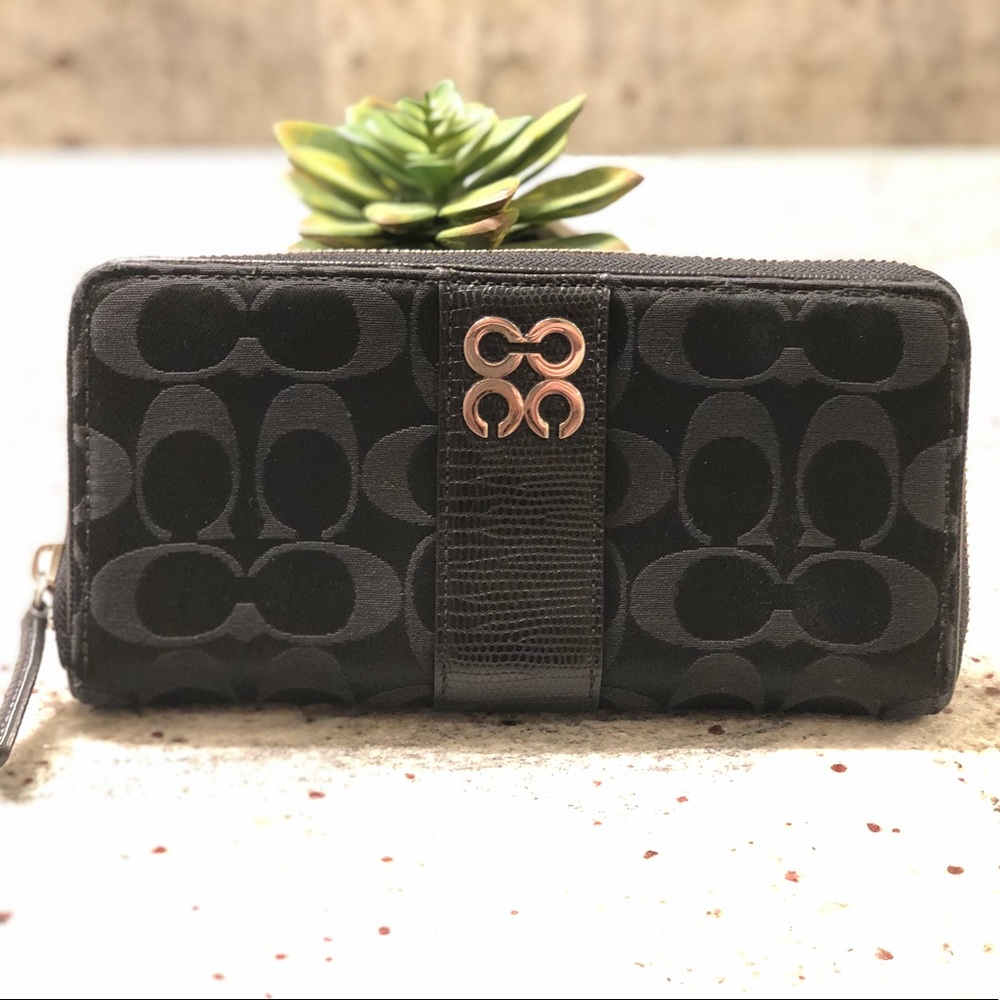 Coach continental accordion wallet